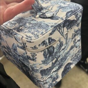 Christian Dior Around The World Vanity Gwp